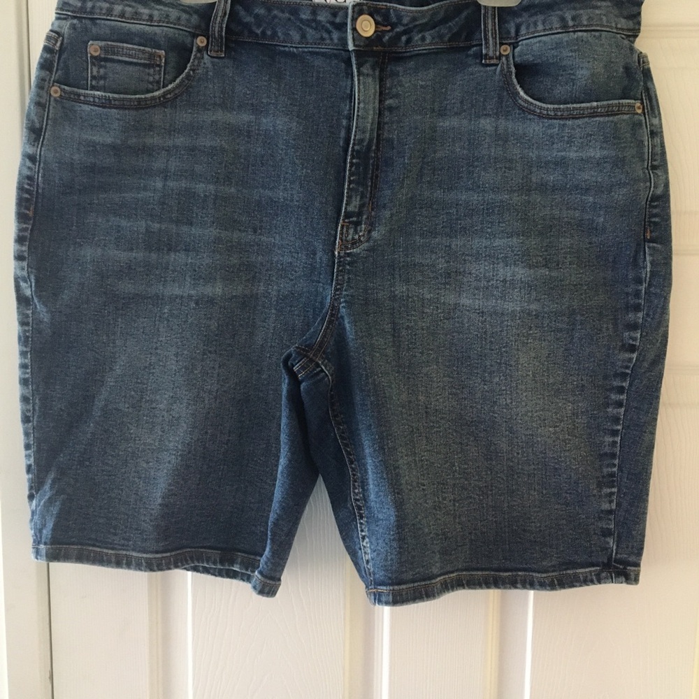 Sz 22 Denim Bermuda Shorts